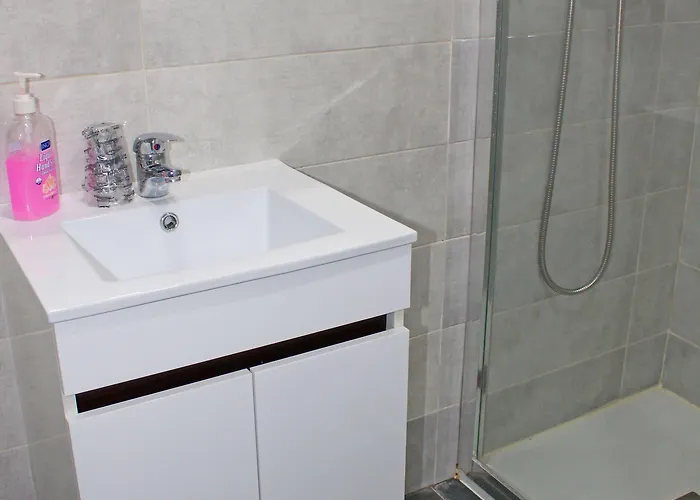 Guest House Henrique VIII 3*