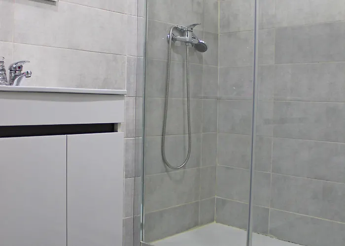 Guest House Henrique VIII 3* Porto