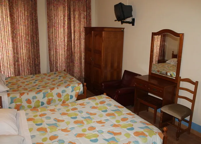 Guest house Guest House Henrique VIII 3*