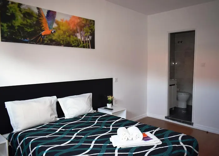 Guest house Guest House Henrique VIII 3*