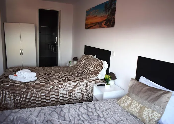 Guest House Henrique VIII 3*