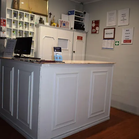 Henrique Viii Pensión 3*