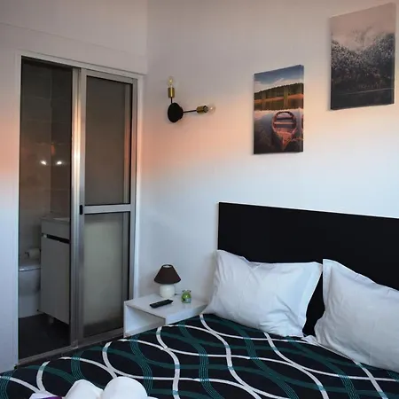 Guest House Henrique VIII 2* Porto