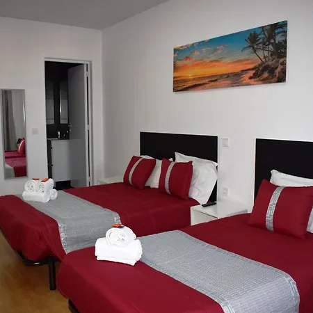 Pensión Henrique Viii 3*