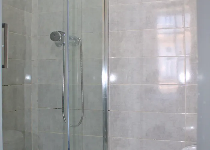 Konukevi Henrique Viii 3*